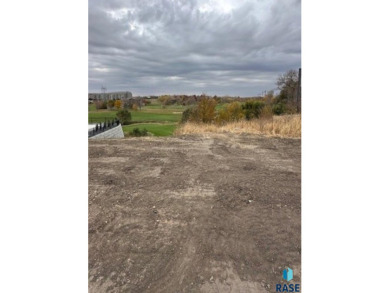 Secluded lot with engaging views ready for you to develop into on Willow Run Golf Course in South Dakota - for sale on GolfHomes.com, golf home, golf lot