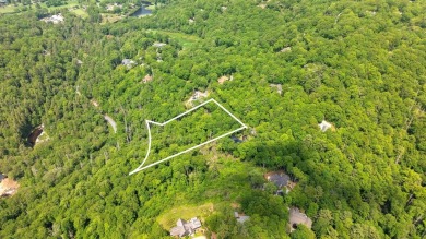 Just a few minutes from Main Street Highlands, you'll find this on Highlands Falls Country Club in North Carolina - for sale on GolfHomes.com, golf home, golf lot