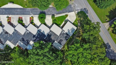 Enjoy low maintenance living in this charming 1 bedroom, 1 bath on Lake Tansi Village Country Club in Tennessee - for sale on GolfHomes.com, golf home, golf lot