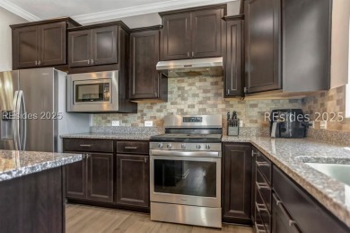 A Move-In Ready Gem with Upgrades. This Taft model is a rare on Argent Lakes Golf Course in South Carolina - for sale on GolfHomes.com, golf home, golf lot