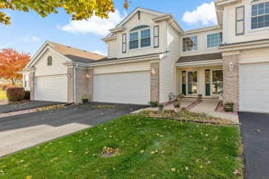 Gorgeous townhome that backs to Broken Arrow Golf Course, a pond on Broken Arrow Golf Club in Illinois - for sale on GolfHomes.com, golf home, golf lot