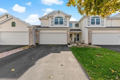 Gorgeous townhome that backs to Broken Arrow Golf Course, a pond on Broken Arrow Golf Club in Illinois - for sale on GolfHomes.com, golf home, golf lot