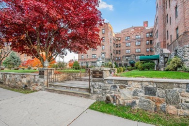 Beautiful and bright one bedroom coop with views of golf course on Pelham Country Club in New York - for sale on GolfHomes.com, golf home, golf lot