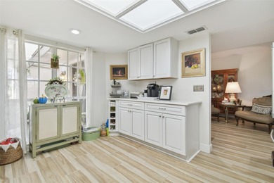 Beautifully maintained townhouse ideally situated on Meadow #1 on Carrollwood Country Club in Florida - for sale on GolfHomes.com, golf home, golf lot