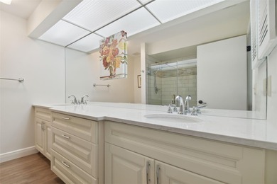 MOVE IN READY!! Beautifully maintained townhouse ideally on Carrollwood Country Club in Florida - for sale on GolfHomes.com, golf home, golf lot