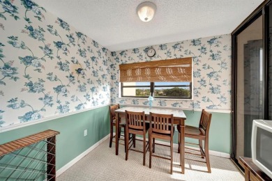 SPACIOUS 2/2 PENTHOUSE CORNER UNIT IN MANICURED 55+ LAKES OF on Inverrary Country Club in Florida - for sale on GolfHomes.com, golf home, golf lot