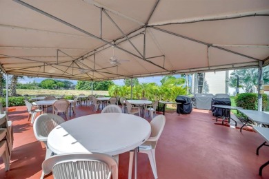 SPACIOUS 2/2 PENTHOUSE CORNER UNIT IN MANICURED 55+ LAKES OF on Inverrary Country Club in Florida - for sale on GolfHomes.com, golf home, golf lot