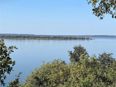 NICE LEVEL LOT WITH FEW TREES TO BUILD YOUR BEAUTIFUL LAKE HOME on White Bluff Resort - Old Course in Texas - for sale on GolfHomes.com, golf home, golf lot