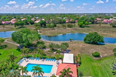 SPACIOUS 2/2 PENTHOUSE CORNER UNIT IN MANICURED 55+ LAKES OF on Inverrary Country Club in Florida - for sale on GolfHomes.com, golf home, golf lot