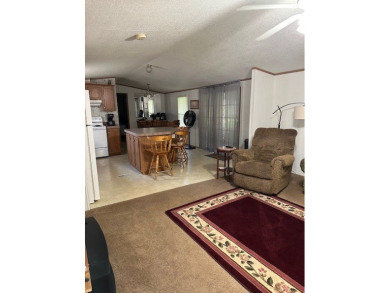 Location! Location! This Waterview 3B/2B MH is walk in ready & on Cypress Bend Golf Course in Texas - for sale on GolfHomes.com, golf home, golf lot
