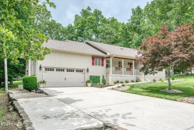 GOLF FRONT HOME - A Spacious  Well-Maintained Retreat! 

 on Druid Hills Golf Club in Tennessee - for sale on GolfHomes.com, golf home, golf lot