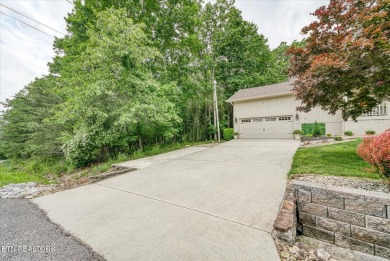 GOLF FRONT HOME - A Spacious  Well-Maintained Retreat! 

 on Druid Hills Golf Club in Tennessee - for sale on GolfHomes.com, golf home, golf lot