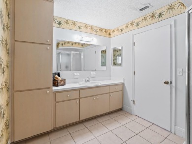 One or more photo(s) has been virtually staged. Welcome to on The Links of Spruce Creek in Florida - for sale on GolfHomes.com, golf home, golf lot