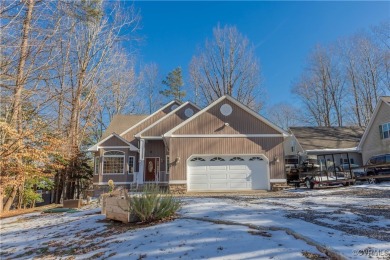 AMAZING LAKEFRONT WITH PANORAMIC LAKE VIEWS IN BEAUTIFUL LAKE on Pendleton Golf Club in Virginia - for sale on GolfHomes.com, golf home, golf lot