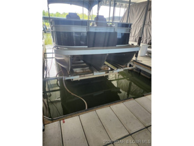 ? A COVETED BELLTOWER VILLA WITH BOAT SLIP! ? Rare opportunity on The Club At Old Kinderhook in Missouri - for sale on GolfHomes.com, golf home, golf lot