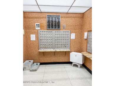 The Fountains luxury high rise living on Staten Island's north on Silver Lake Golf Course in New York - for sale on GolfHomes.com, golf home, golf lot