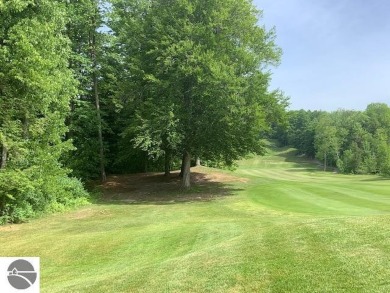 Approximately 1 acre building site overlooking the 6th fairway on Hawks Eye Golf Course in Michigan - for sale on GolfHomes.com, golf home, golf lot