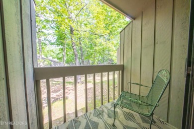 This Spectacular 2-bedroom, 2 full bath   Country Club Villa on Druid Hills Golf Club in Tennessee - for sale on GolfHomes.com, golf home, golf lot