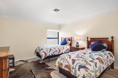 Spacious 3-bedroom, 2-bath condo featuring wood-look tile on Quail Ridge Golf Course and Country Club in Florida - for sale on GolfHomes.com, golf home, golf lot