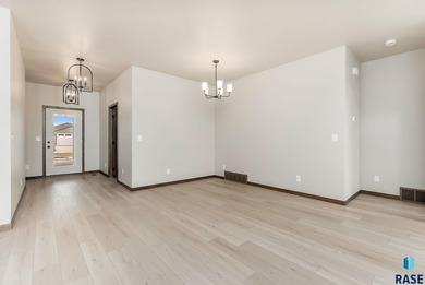 Extremely Popular Justice Floor Plan Villa Home in Brandon's on Brandon Municipal Golf Course in South Dakota - for sale on GolfHomes.com, golf home, golf lot