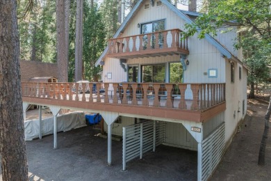 This home offers an unbeatable location directly across from the on Sequoia Woods Country Club in California - for sale on GolfHomes.com, golf home, golf lot