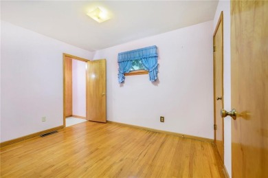 Time capsule, in the very best of ways!!! Step back in time when on Royal Meadows Golf Course in Missouri - for sale on GolfHomes.com, golf home, golf lot