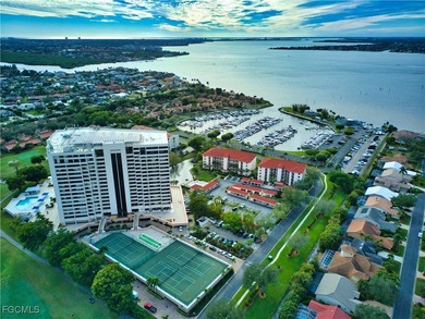 Look at the world from the height of the 17th and 18th floors of on The Landings Yacht, Golf and Tennis Club in Florida - for sale on GolfHomes.com, golf home, golf lot