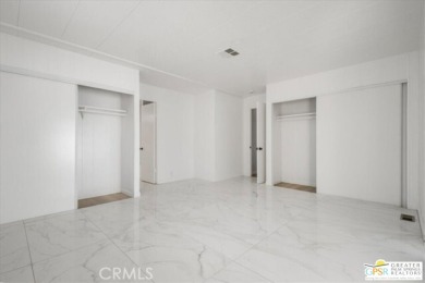 This updated 1972 Silvercrest 2-bed,2-bath 1440 sq ft home plus on Date Palm Country Club in California - for sale on GolfHomes.com, golf home, golf lot