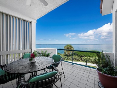 Perfectly positioned on Sarasota Bay at the southern end of on Links on Longboat Golf Club in Florida - for sale on GolfHomes.com, golf home, golf lot
