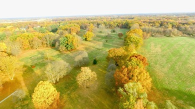 Welcome to your slice of paradise in the heart of Edwardsburg on Garver Lake Golf Course in Michigan - for sale on GolfHomes.com, golf home, golf lot