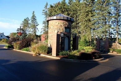 Located just minutes from Downtown Wausau you will find on Greenwood Hills Country Club in Wisconsin - for sale on GolfHomes.com, golf home, golf lot