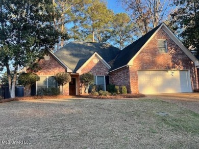 NEW 3/2 LISTING IN BAY POINTE!! Welcome to this beautiful golf on Bay Pointe Golf and Resort in Mississippi - for sale on GolfHomes.com, golf home, golf lot