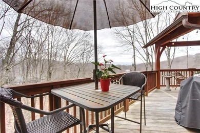 Mountain Retreat - Spacious, Fully Furnished & Move-In Ready
 on Beech Mountain Club in North Carolina - for sale on GolfHomes.com, golf home, golf lot
