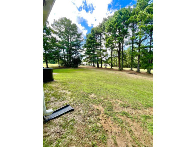 4% assumable loan available! Come enjoy GOLF COURSE LIVING on on  in Tennessee - for sale on GolfHomes.com, golf home, golf lot