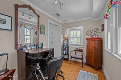 Charming Cottage in the Heart of Beaufort! Welcome home to this on North River Club in North Carolina - for sale on GolfHomes.com, golf home, golf lot