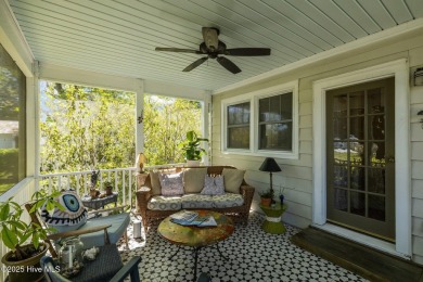Charming Cottage in the Heart of Beaufort! Welcome home to this on North River Club in North Carolina - for sale on GolfHomes.com, golf home, golf lot