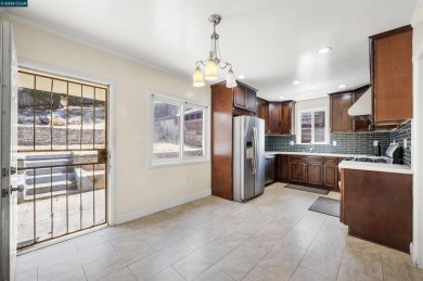 Special financing available -- UP TO $12,000 IN LENDER CREDITS on Lake Chabot Golf Course in California - for sale on GolfHomes.com, golf home, golf lot