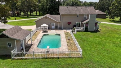 CALLING ALL GOLFERS & POOL LOVERS! Beautiful Home With An on Mt Vernon Municipal Golf Club in Missouri - for sale on GolfHomes.com, golf home, golf lot