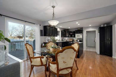 CALLING ALL GOLFERS & POOL LOVERS! Beautiful Home With An on Mt Vernon Municipal Golf Club in Missouri - for sale on GolfHomes.com, golf home, golf lot