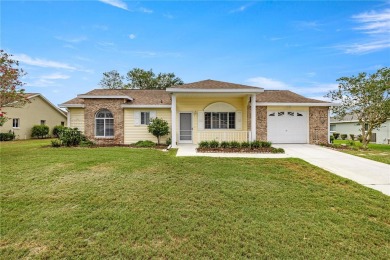 Discover Carefree Living in Beautiful Ocala Palms Golf & Country on Ocala Palms Golf and Country Club in Florida - for sale on GolfHomes.com, golf home, golf lot