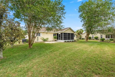 Discover Carefree Living in Beautiful Ocala Palms Golf & Country on Ocala Palms Golf and Country Club in Florida - for sale on GolfHomes.com, golf home, golf lot
