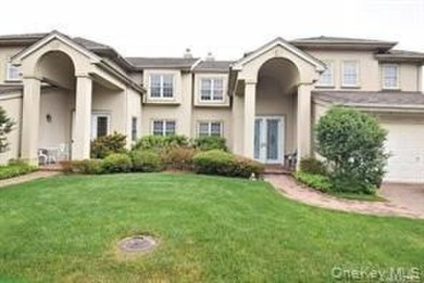 ELEGANT VISCAYA VILLA IN THE GREENS with FULL FINISHED BASEMENT on The Greens At Half Hollow in New York - for sale on GolfHomes.com, golf home, golf lot