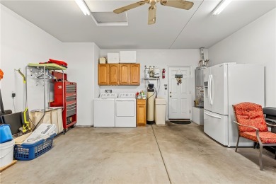 Great, clean, move-in ready 3 bed/2 bath SITE BUILT home in Fort on Desert Lakes Golf Course in Arizona - for sale on GolfHomes.com, golf home, golf lot