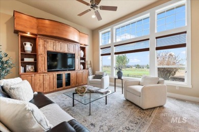 Motivated sellers! This stunning 5-bedroom, 2.5-bathroom custom on Hunters Point Golf Club in Idaho - for sale on GolfHomes.com, golf home, golf lot