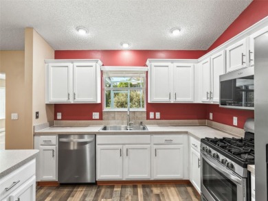 One or more photo(s) has been virtually staged. Charming 3/2 on The Links of Spruce Creek in Florida - for sale on GolfHomes.com, golf home, golf lot