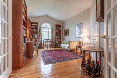 This is a gorgeous brick, 3-bedroom, 4 full-bathroom home in The on Sound Golf Links at Albemarle Plantation in North Carolina - for sale on GolfHomes.com, golf home, golf lot