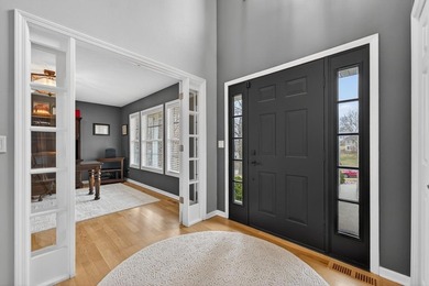 Extremely well maintained and updated 2-story home with finished on Red Barn Golf Course in Illinois - for sale on GolfHomes.com, golf home, golf lot