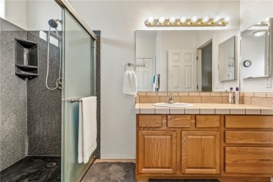 Great, clean, move-in ready 3 bed/2 bath SITE BUILT home in Fort on Desert Lakes Golf Course in Arizona - for sale on GolfHomes.com, golf home, golf lot