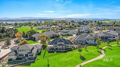 Motivated sellers! This stunning 5-bedroom, 2.5-bathroom custom on Hunters Point Golf Club in Idaho - for sale on GolfHomes.com, golf home, golf lot