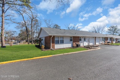 This popular Baronet is move in ready, features, New Water on Greenbriar Woodlands in New Jersey - for sale on GolfHomes.com, golf home, golf lot